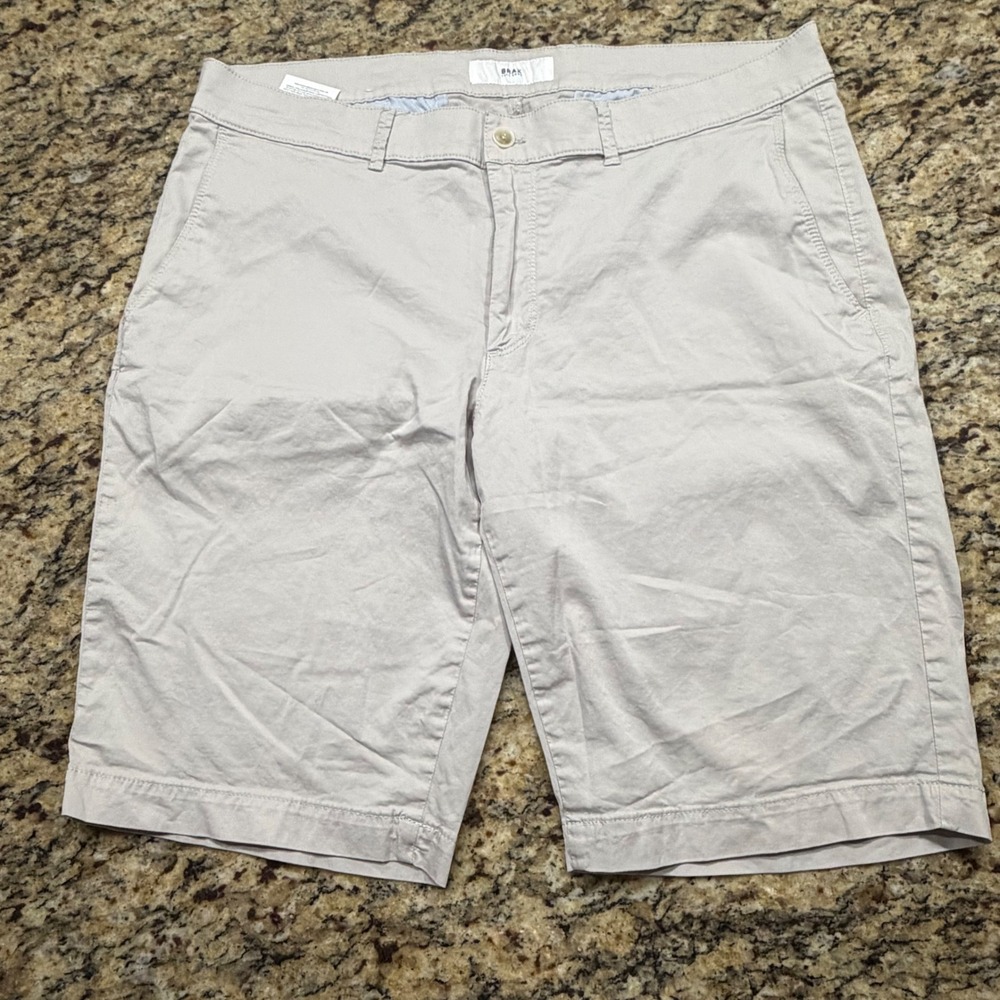Brax Feel Good Ultralight Bozen Mens Chino Shorts Stone Beige Size 38/34 ws